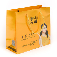 Wholesale Luxury Custom Size Gift Package White Cardboard Paper Bag with Cmyk Color Printing